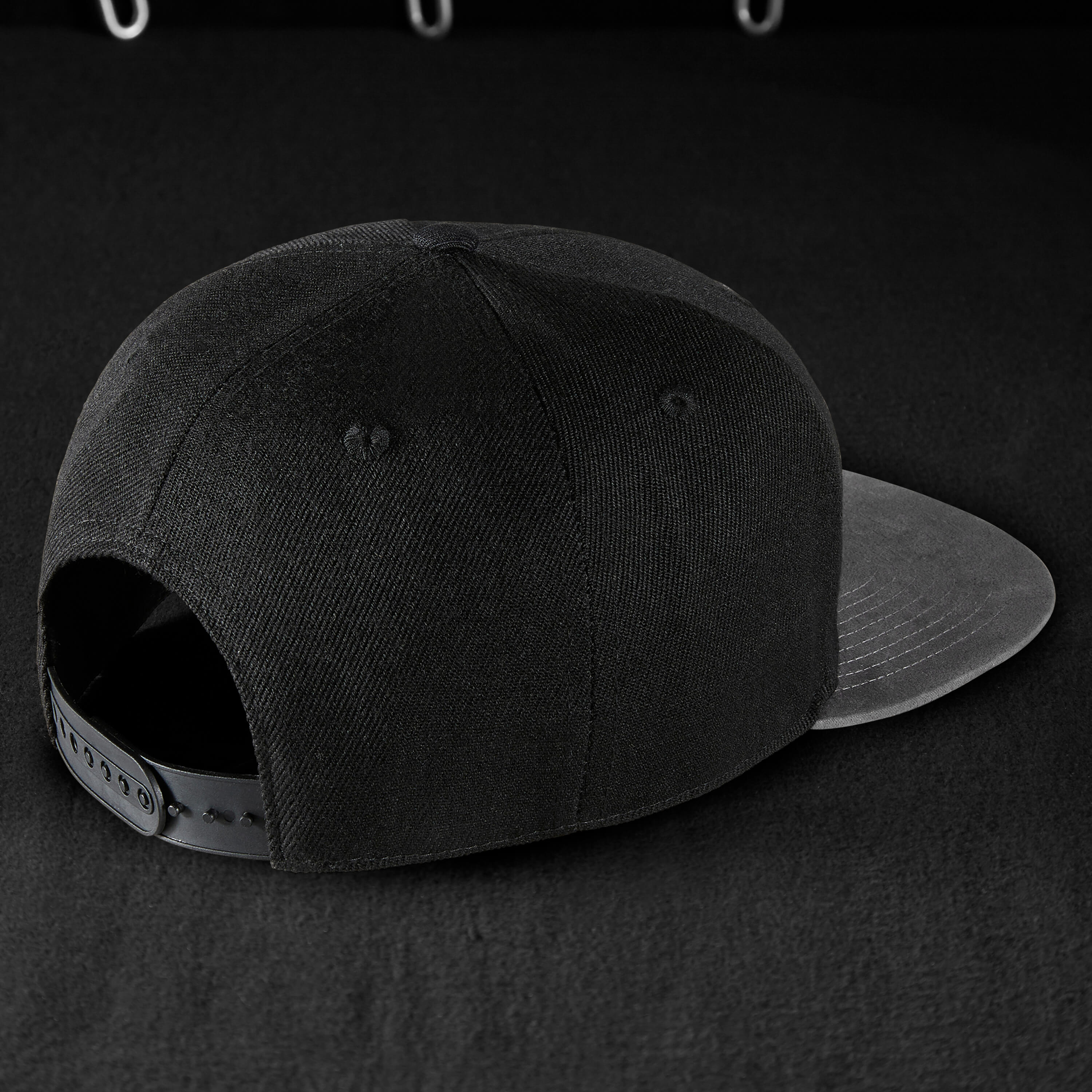 Snapback Cap - Black & Anthracite Suede