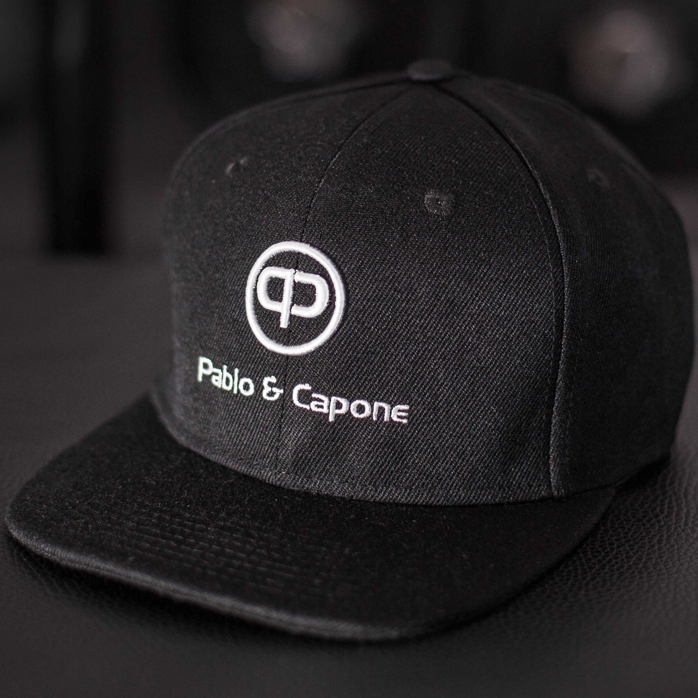 Pablo & Capone - Snapback Cap - Black & White - Vorderseite