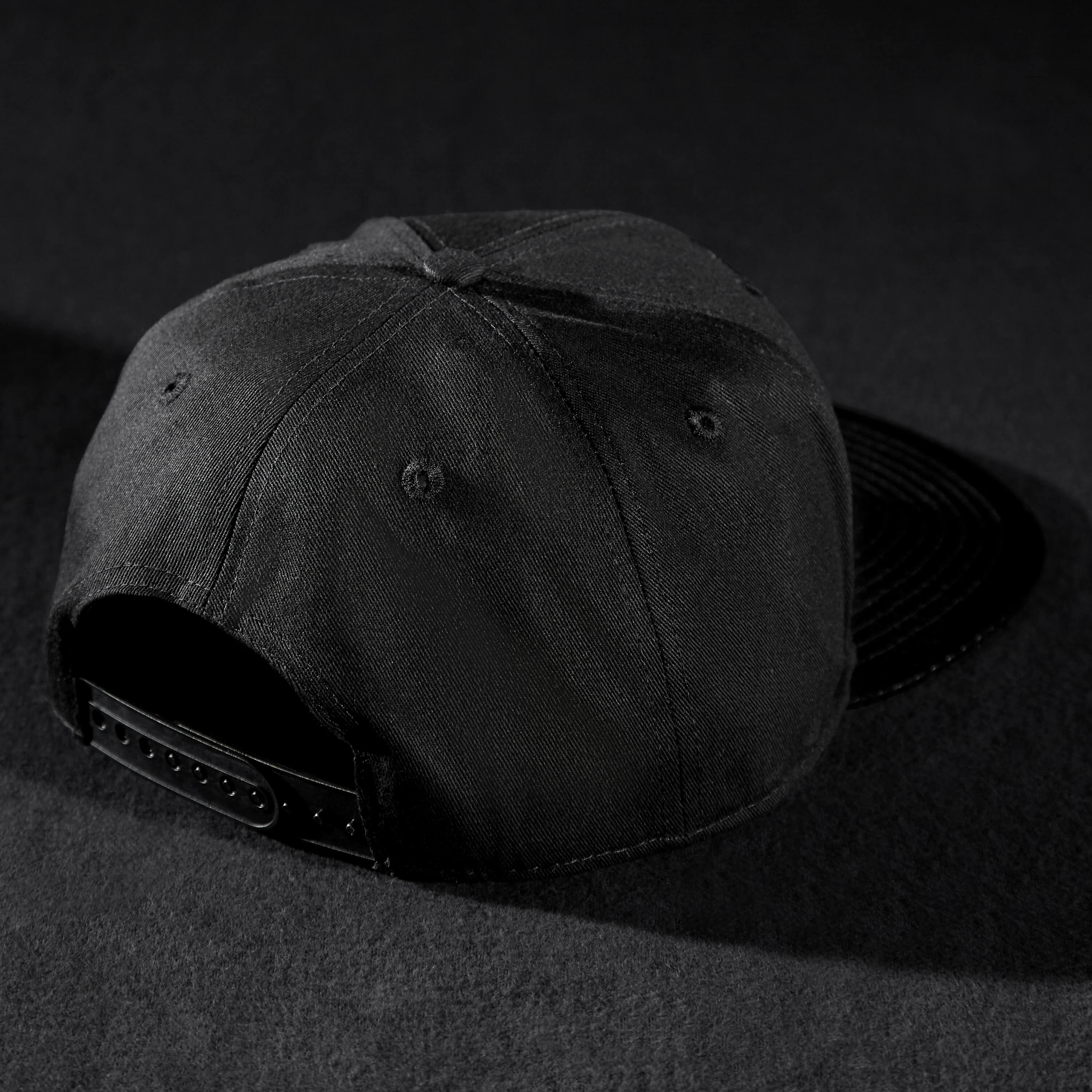 Pablo & Capone - Snapback Cap - Black & Black Carbon